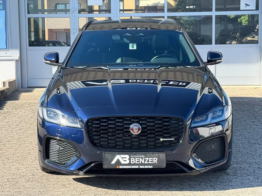 Jaguar XF