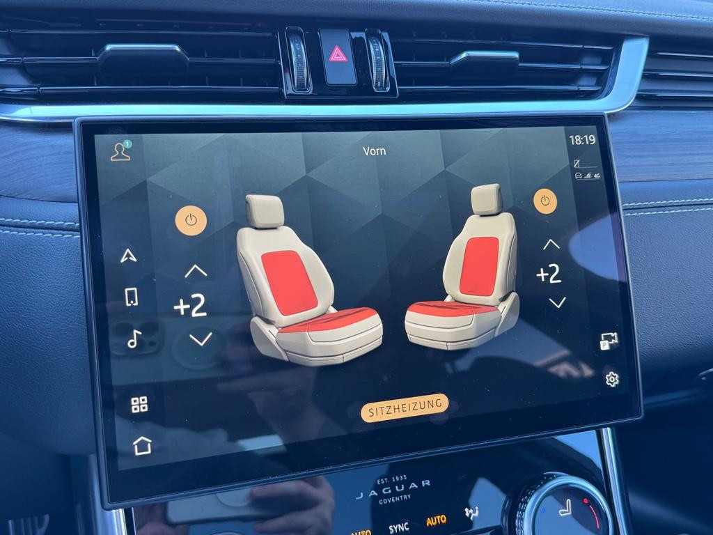 Jaguar XF