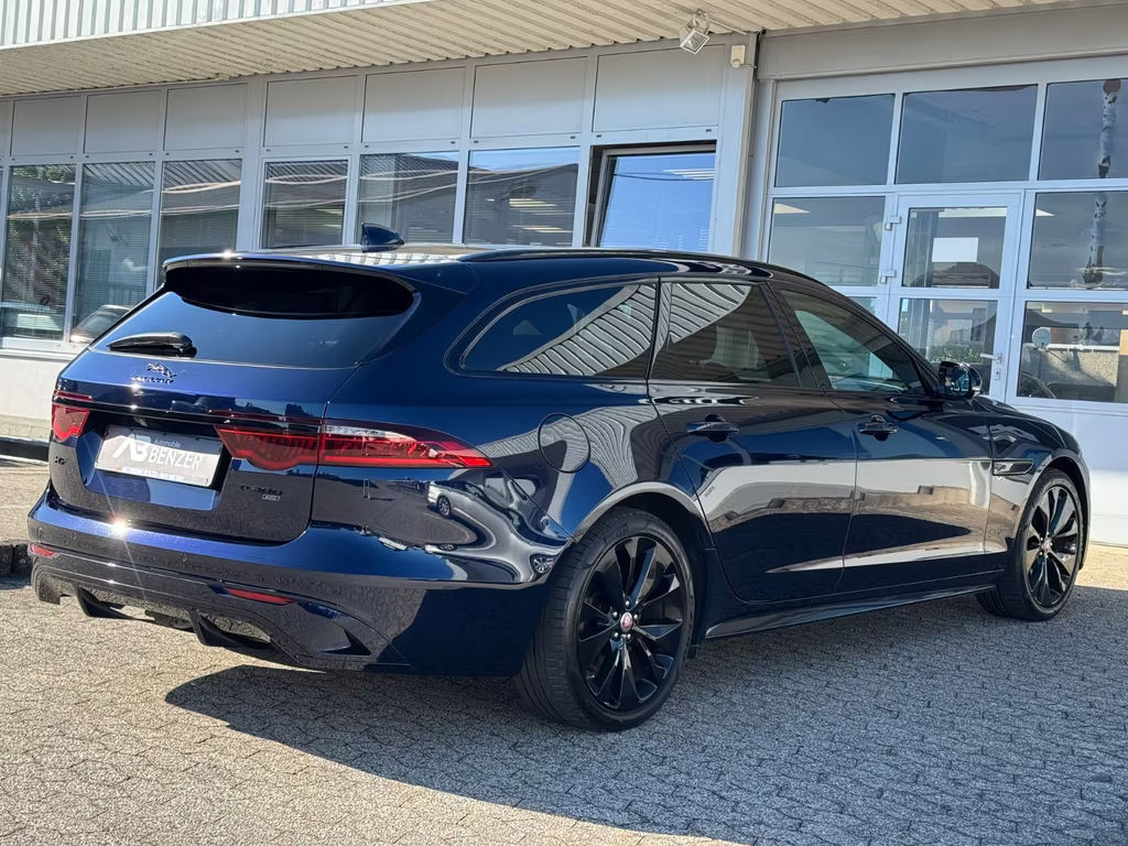 Jaguar XF