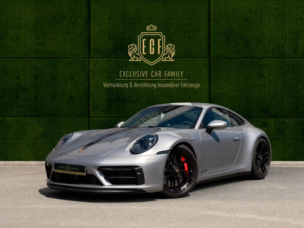 Porsche 911 GTS 4 992 Carrera