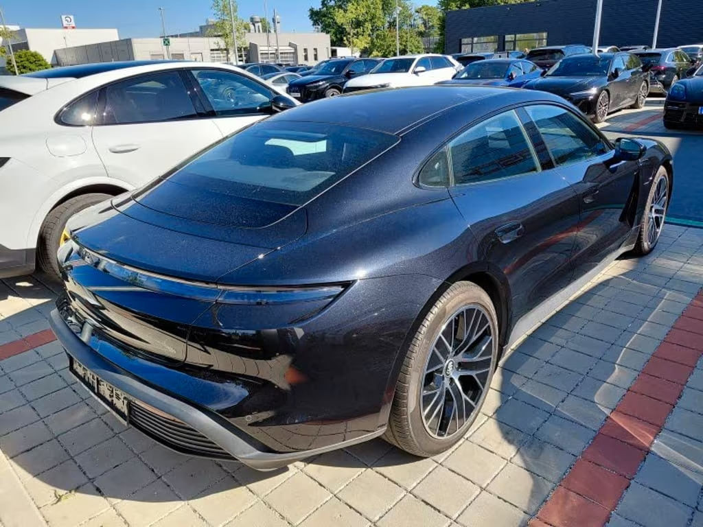 Porsche Taycan