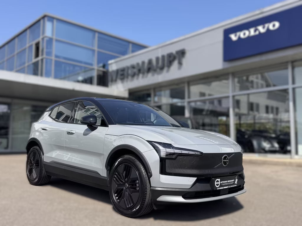 Volvo EX30 Twin motor Ultra