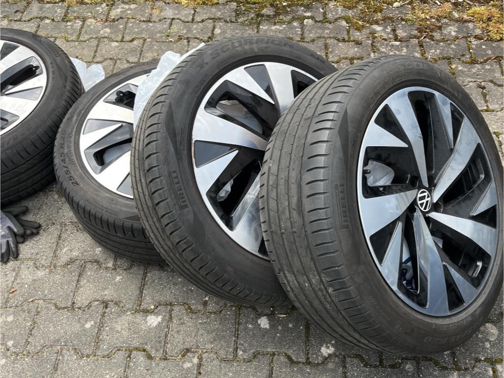 Volkswagen ID.5