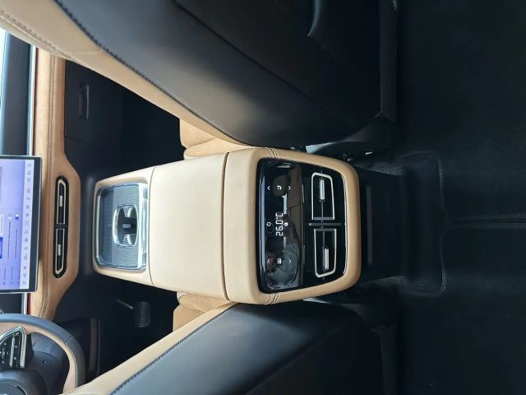 Mazda 6e