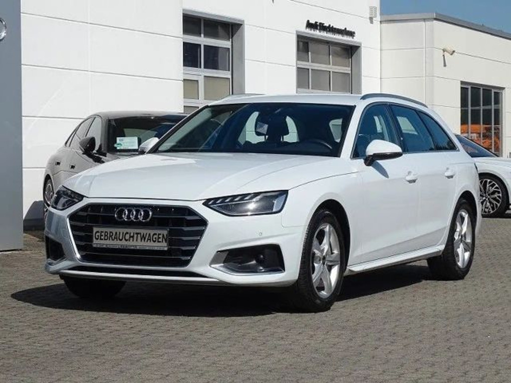 Audi A4 Avant S-Tronic 40 TFSI