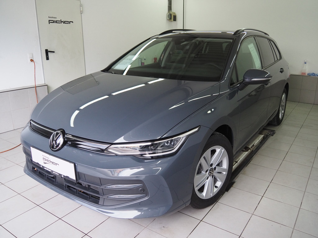 Volkswagen Golf Life Variant