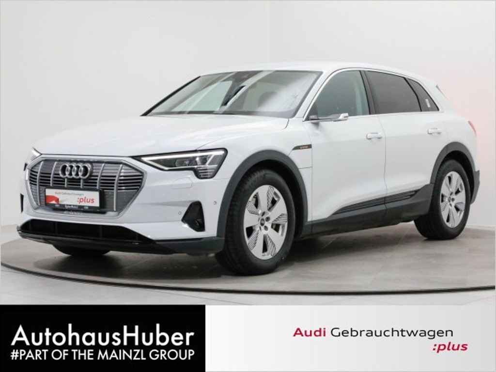 Audi e-tron Quattro 50