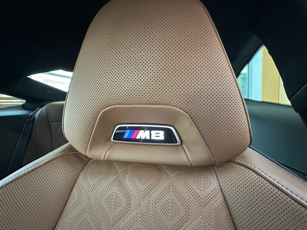 BMW M8
