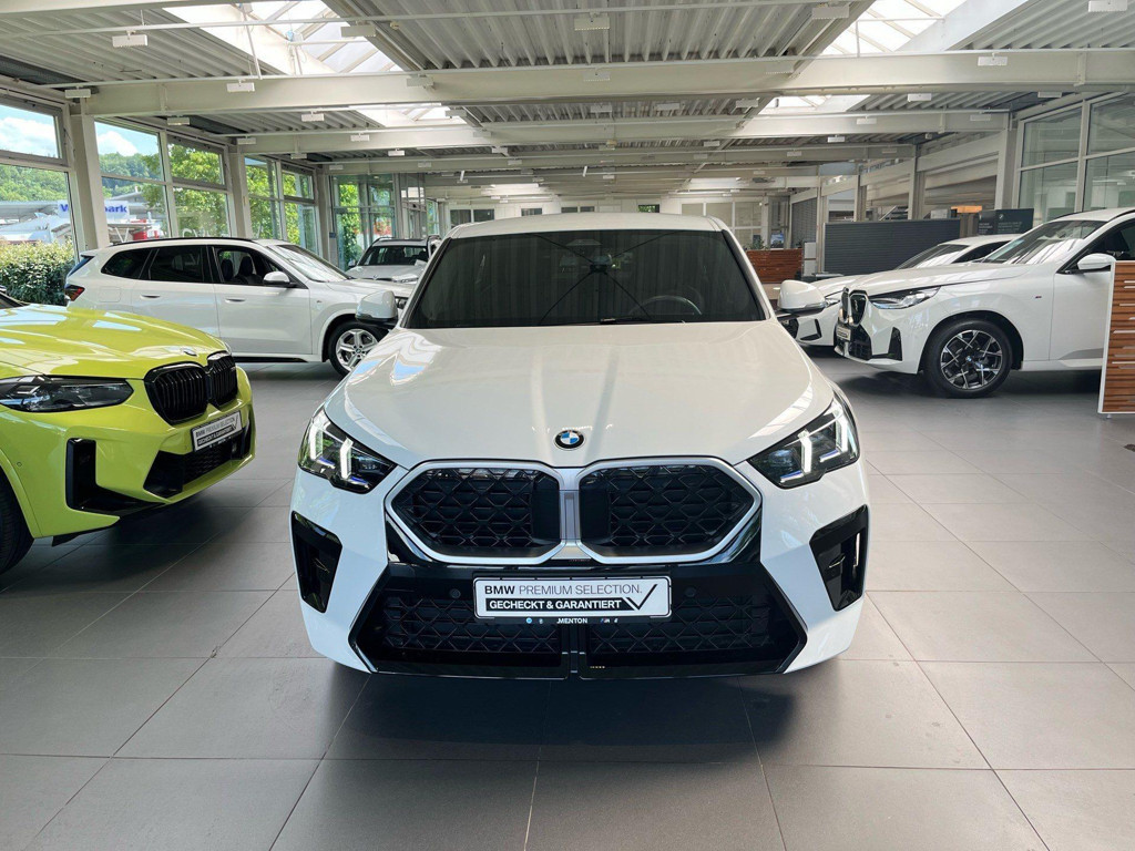 BMW X2