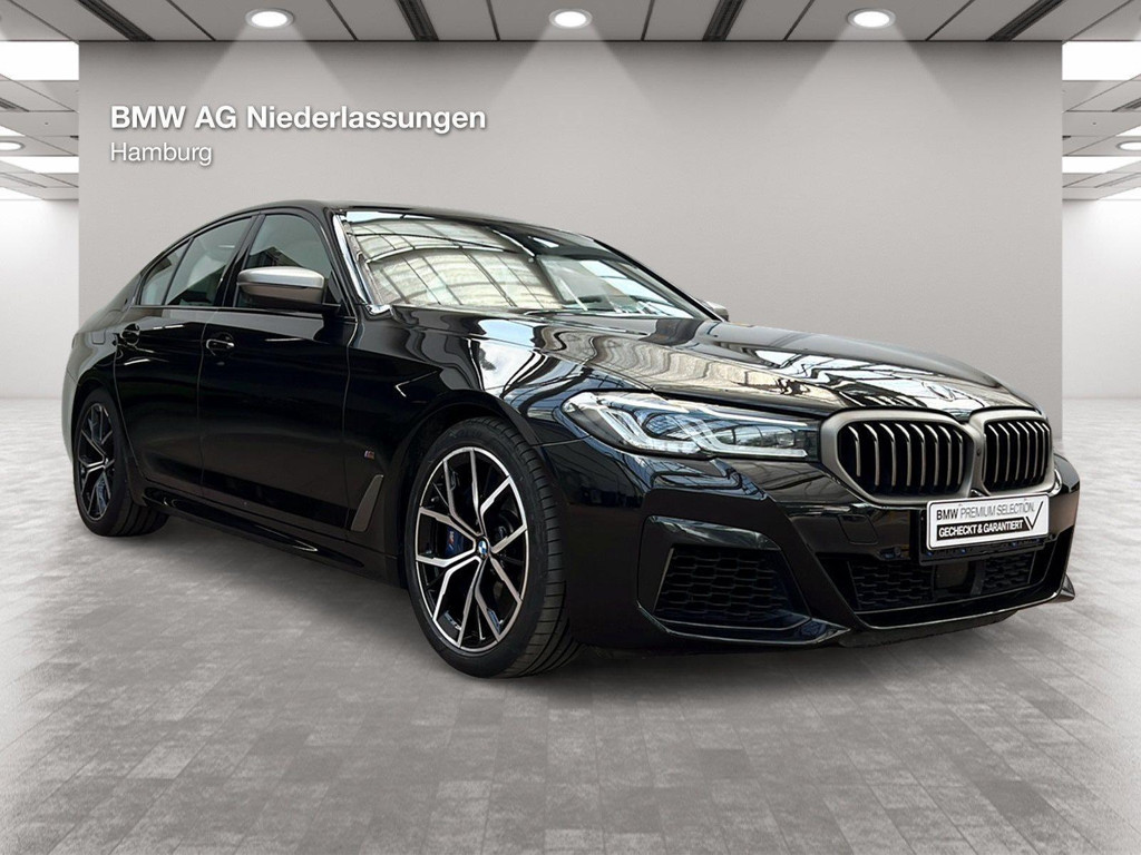 BMW M550