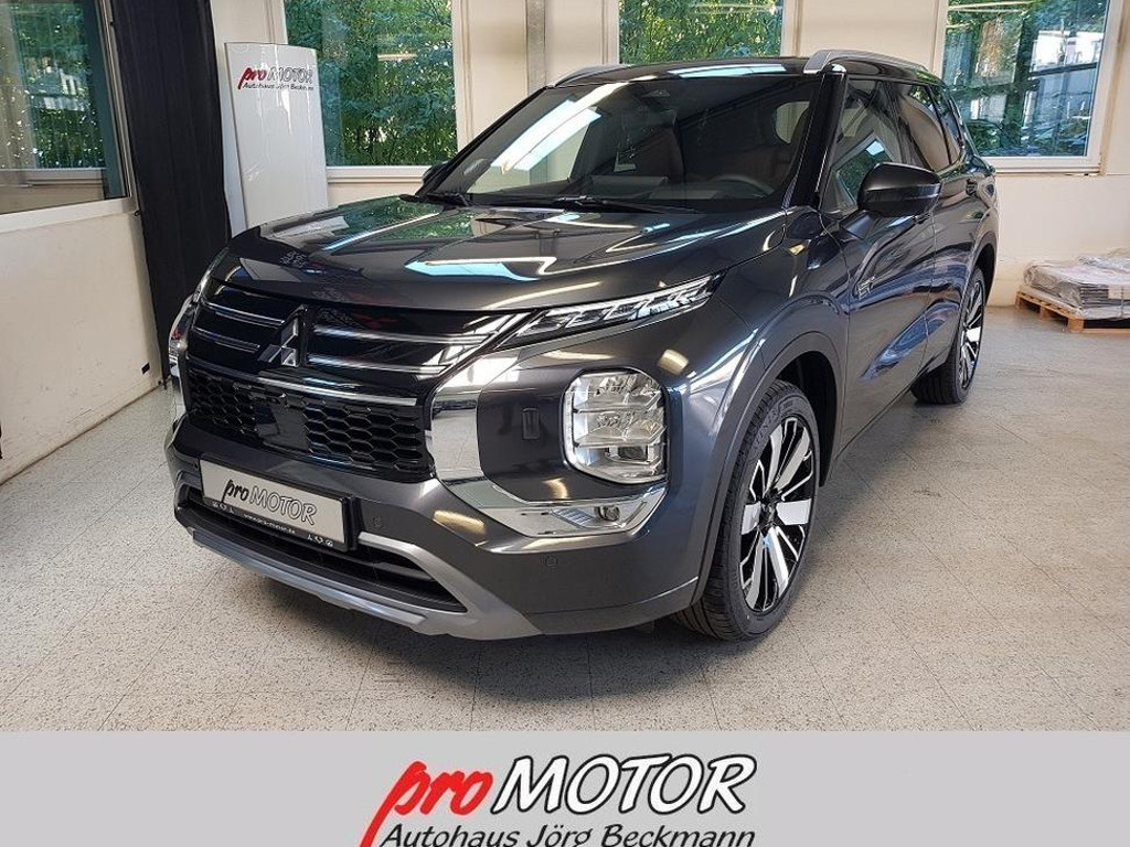 Mitsubishi Outlander PHEV 4WD