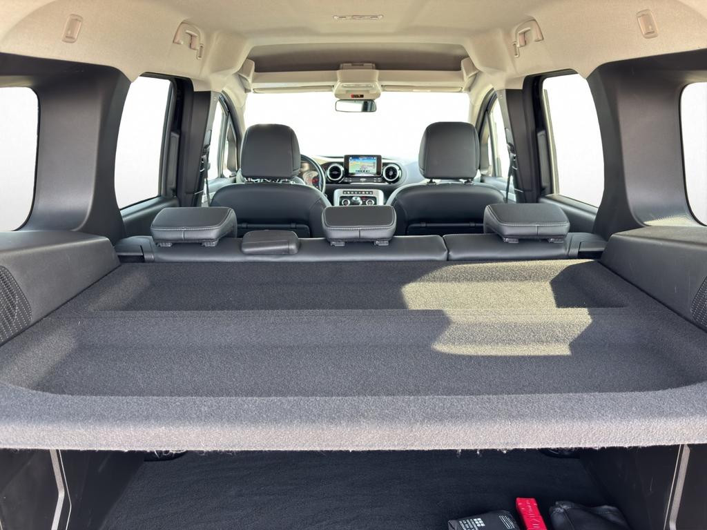 Mercedes-Benz T 180