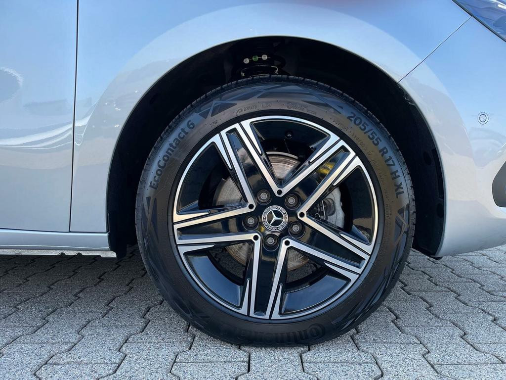 Mercedes-Benz T 180