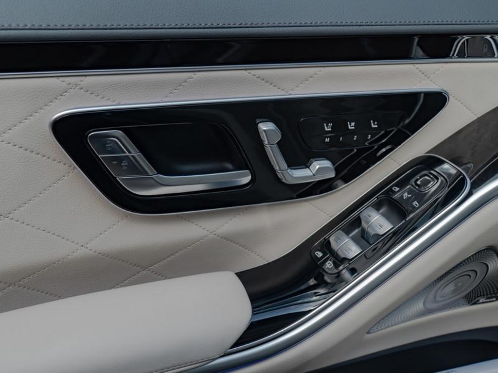 Mercedes-Benz S-Klasse