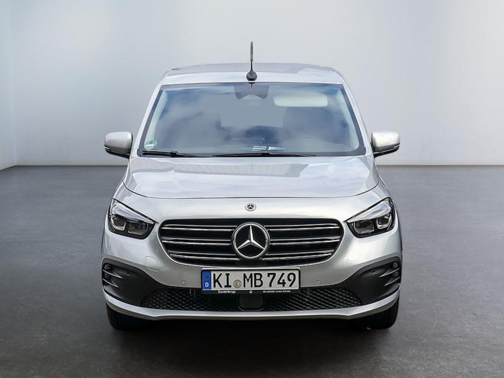 Mercedes-Benz T 180
