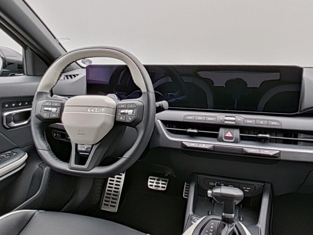 Kia K4
