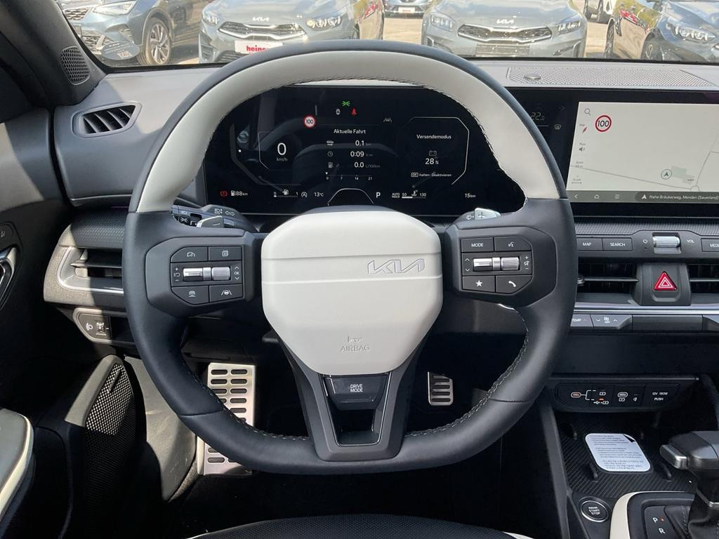 Kia K4