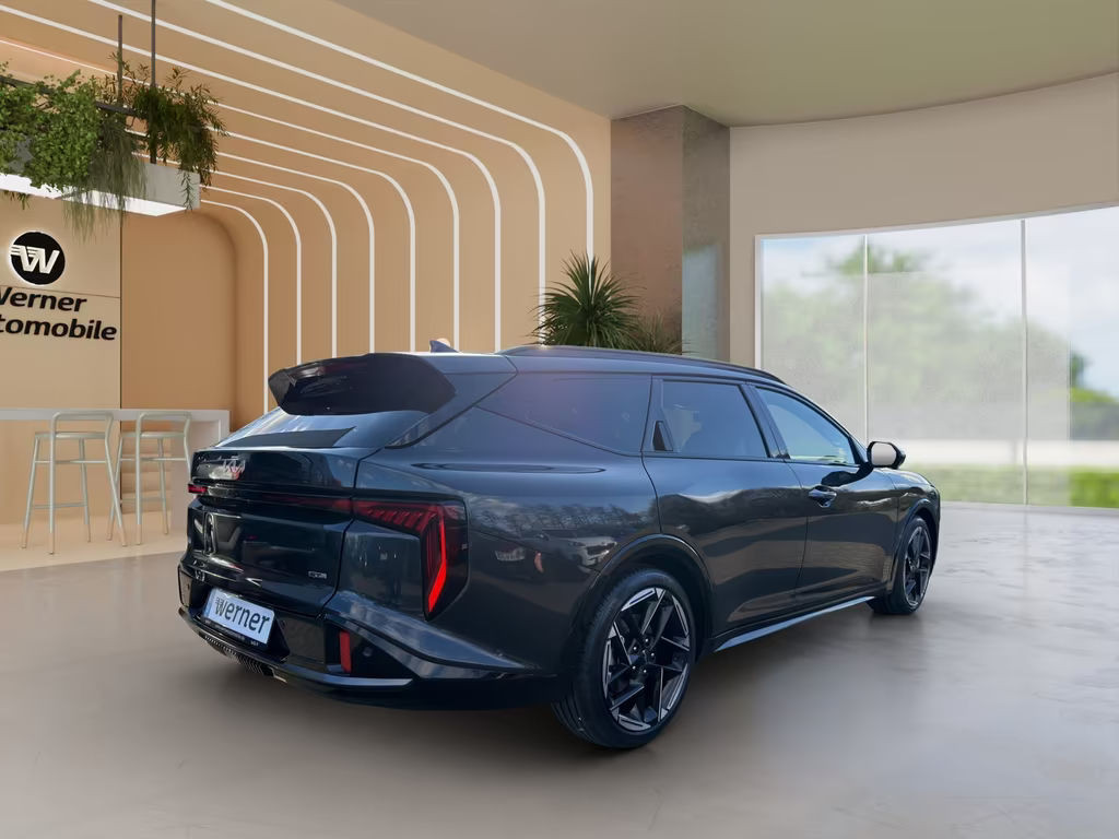 Kia K4