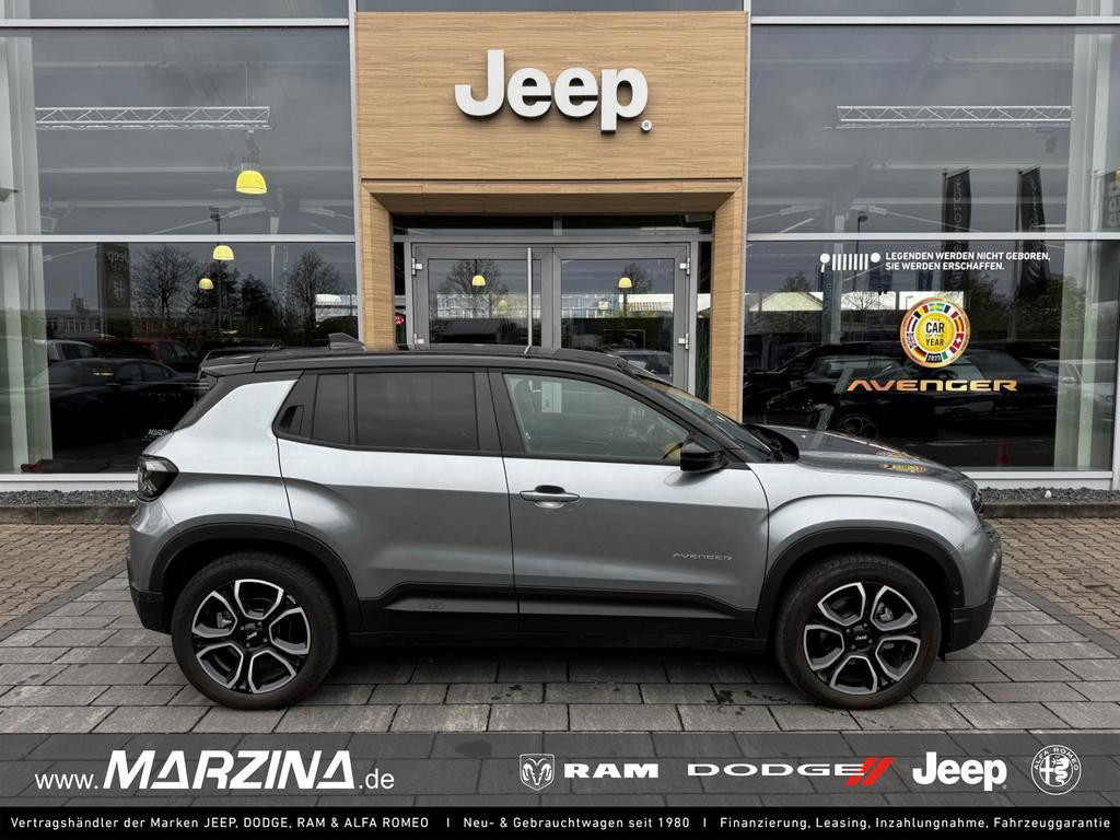 Jeep Avenger Summit