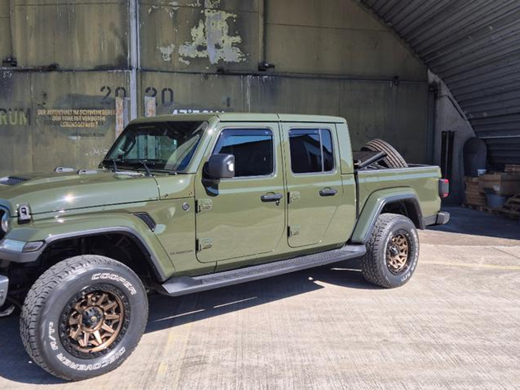 Jeep Gladiator Overland 4x4
