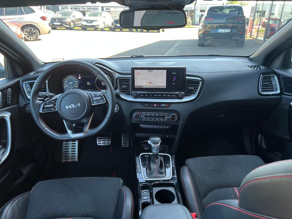 Kia ProCeed