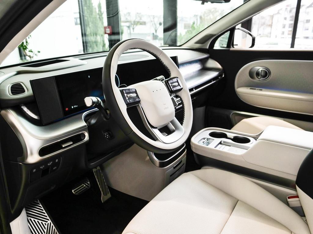 Hyundai IONIQ 9