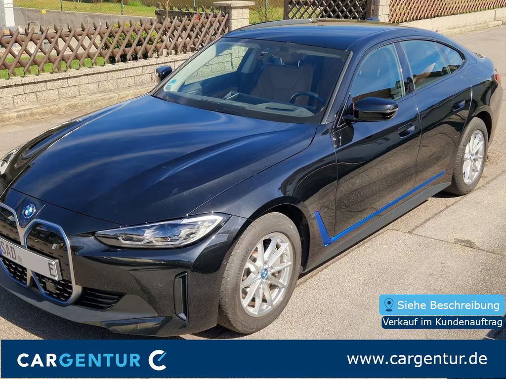 BMW i4 Sedan