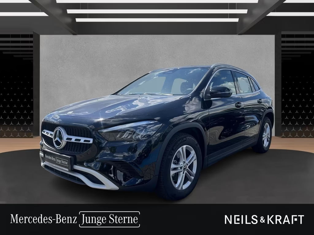 Mercedes-Benz GLA-Klasse GLA 200 KAM+LED+Facelift+NAVI+PDC+WIDE+EASY-P