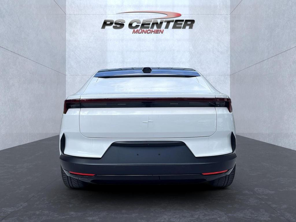 Polestar 4