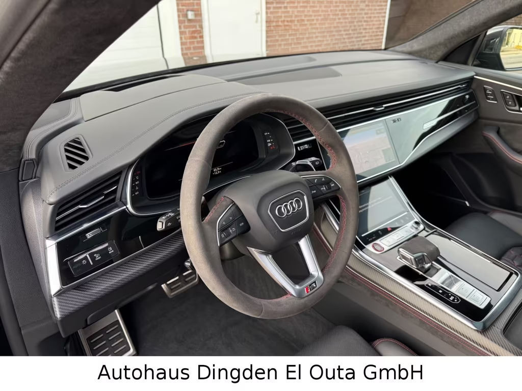Audi RS Q8