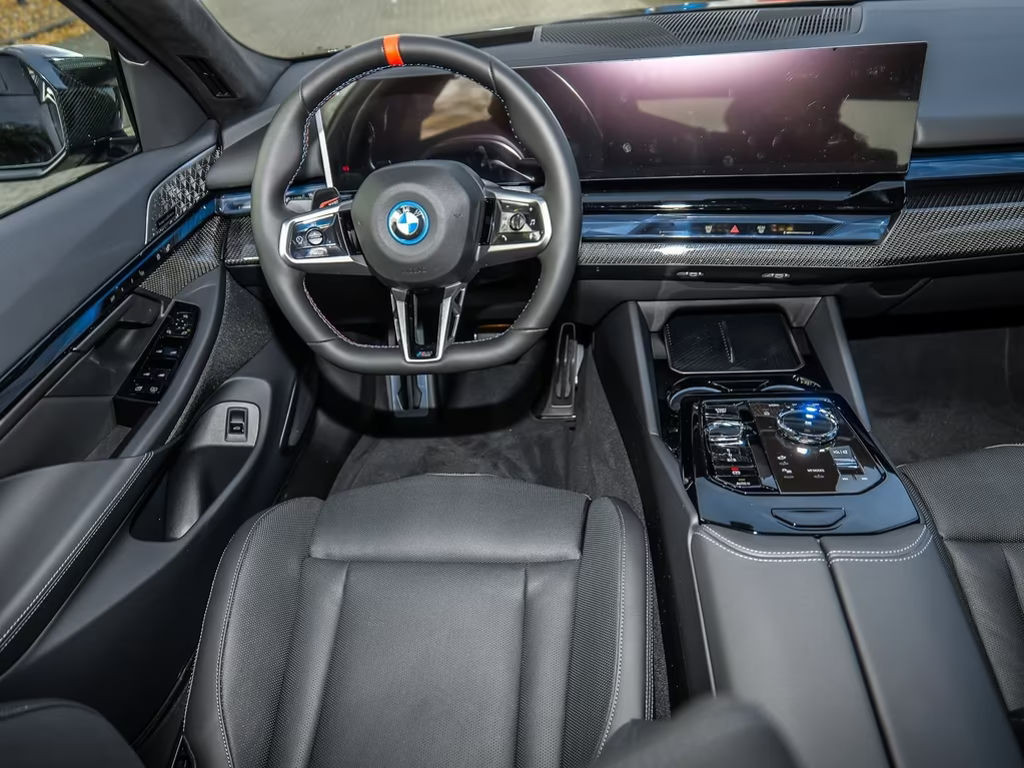 BMW i5
