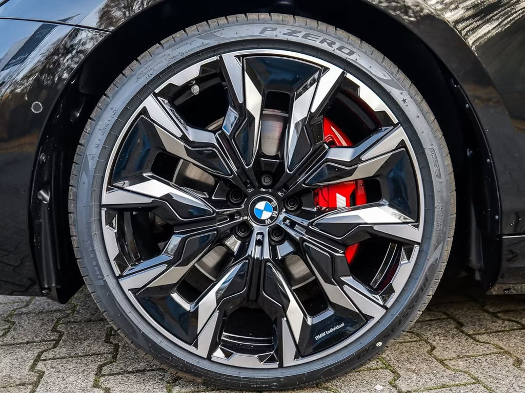 BMW i5 M-Sport xDrive Sedan M60