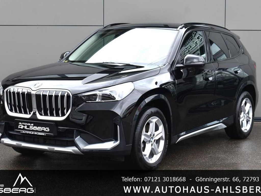 BMW X1 X-LINE/SHADOW /ACC/HUD/H-K/360°/LEDER/AHK