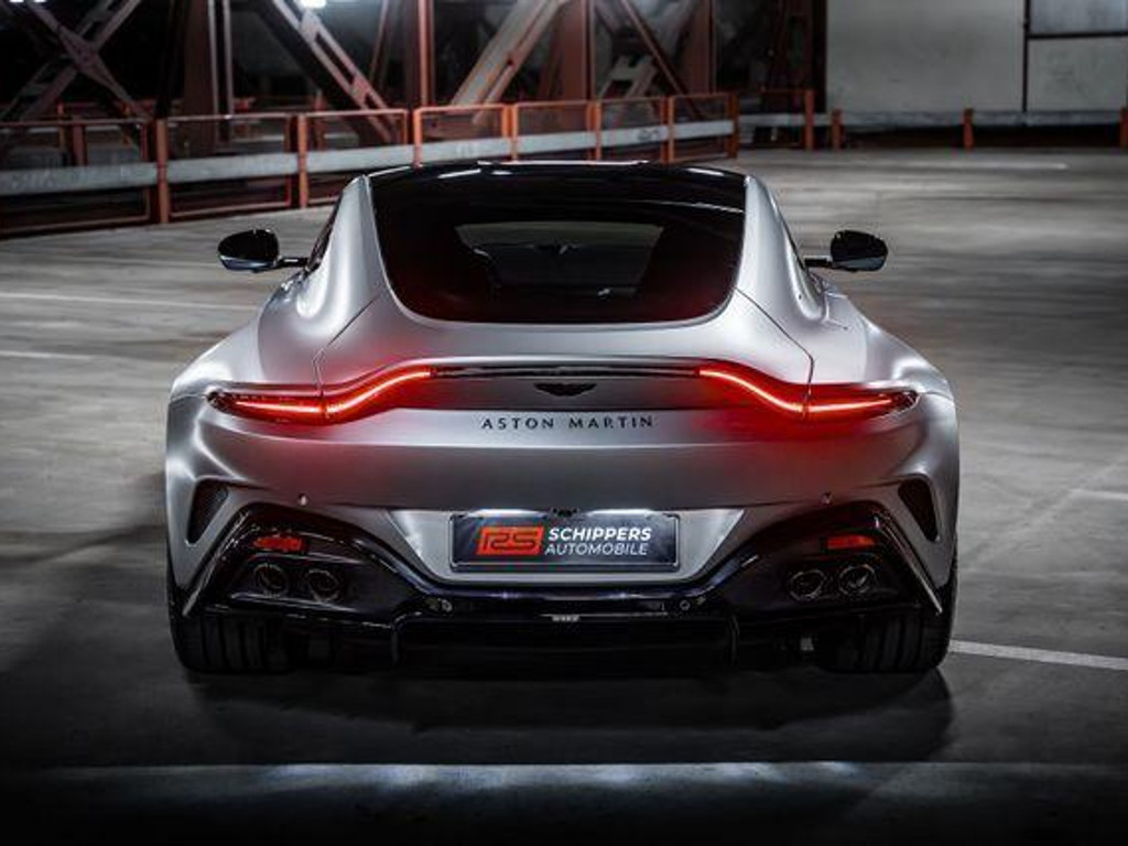 Aston Martin V8 Vantage