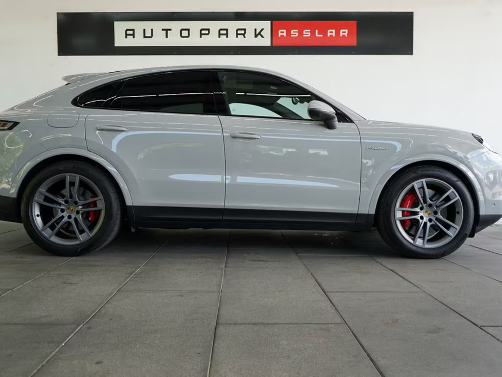 Porsche Cayenne E-Hybrid S Coupé