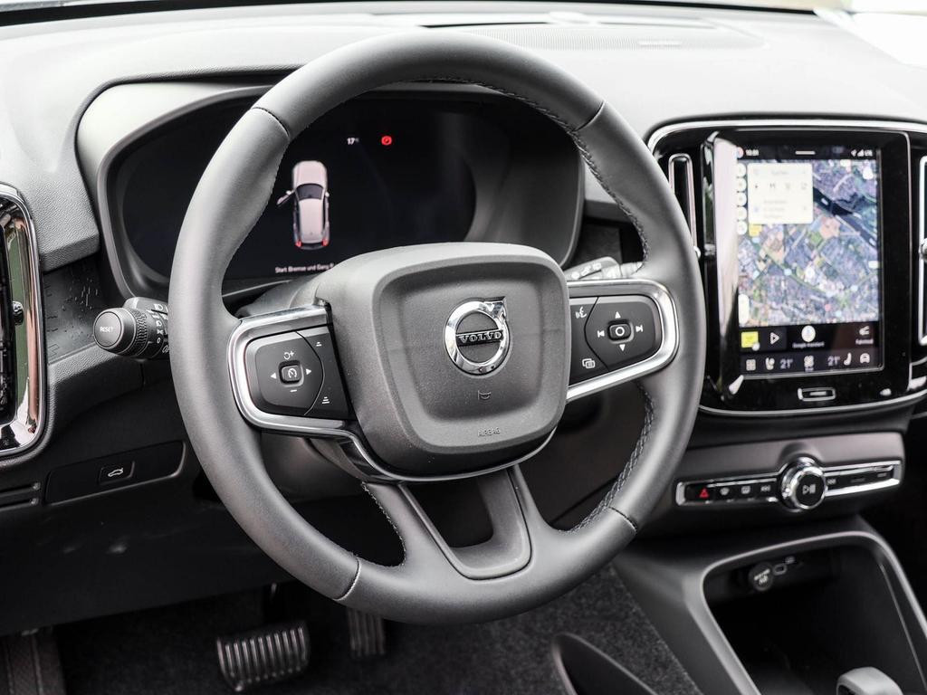 Volvo EX40