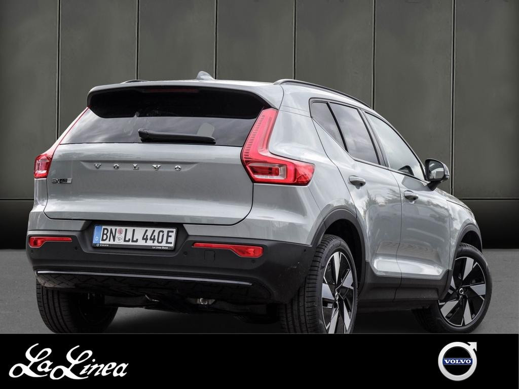 Volvo EX40
