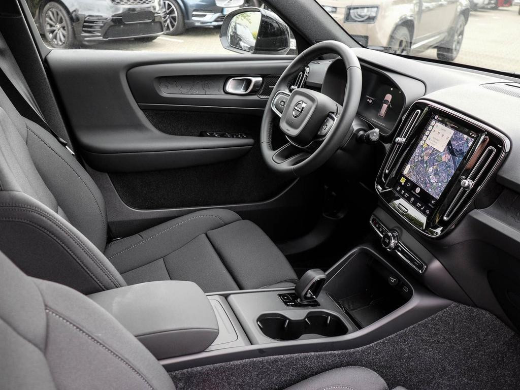Volvo EX40