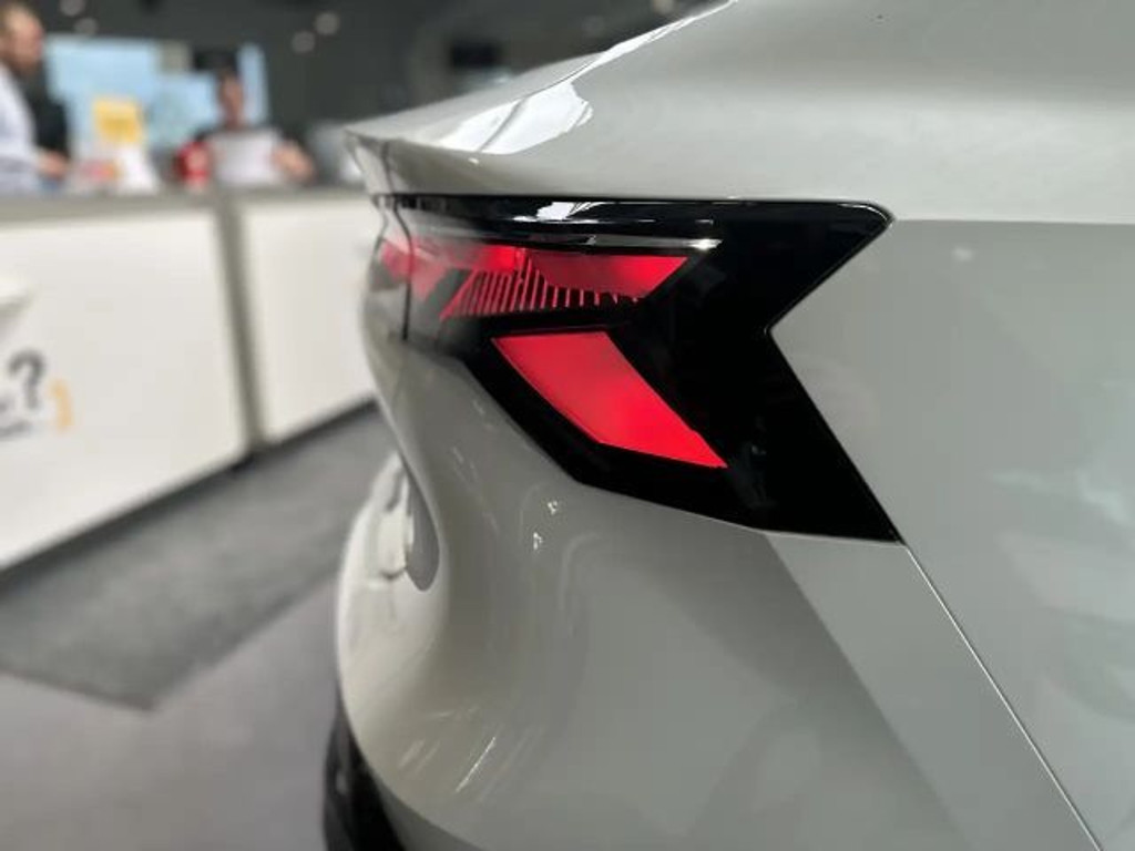 Renault Rafale