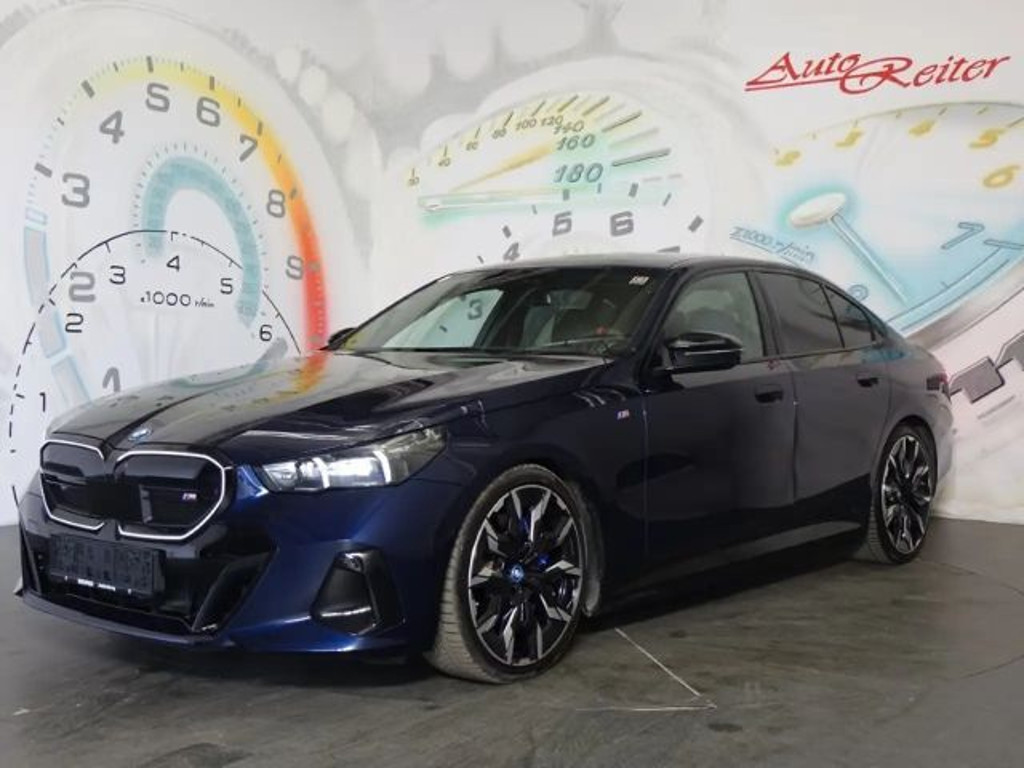 BMW i5