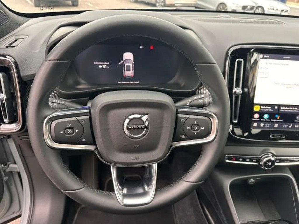 Volvo EX40