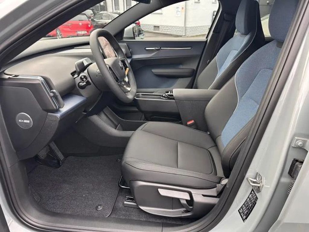 Volvo EX30