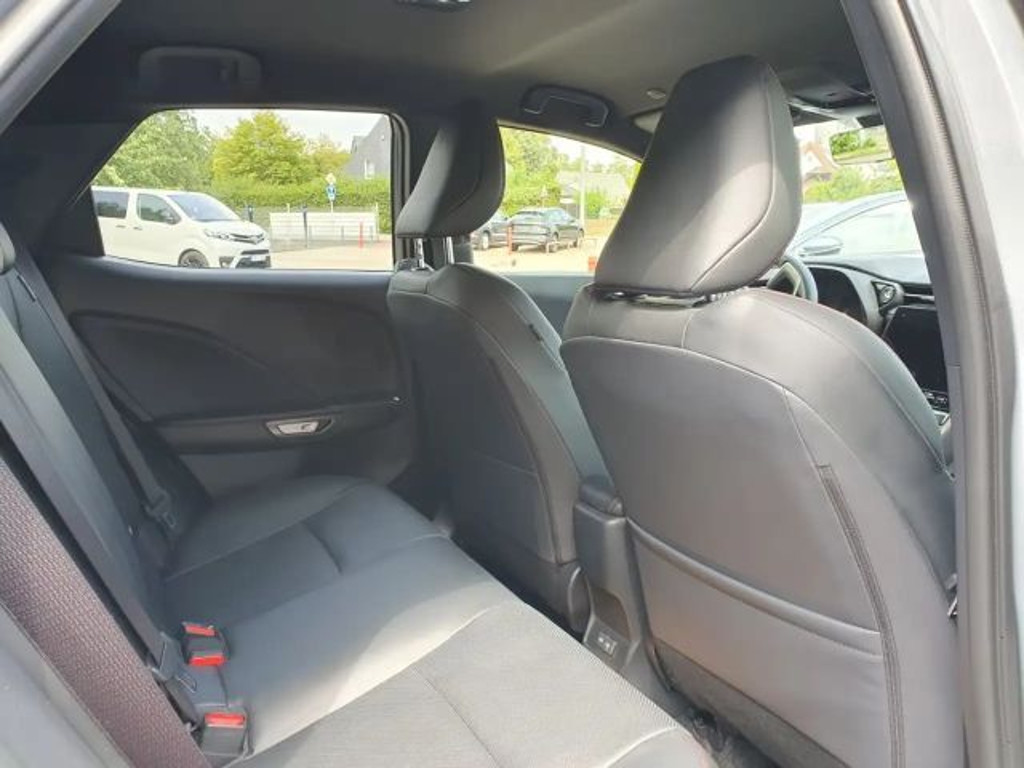 Lexus LBX