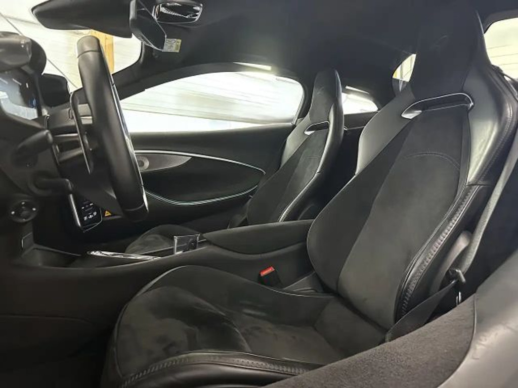 McLaren Artura