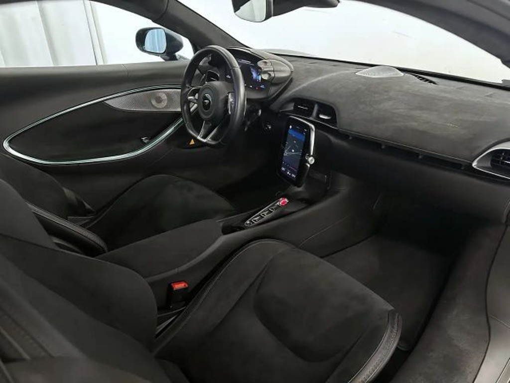 McLaren Artura