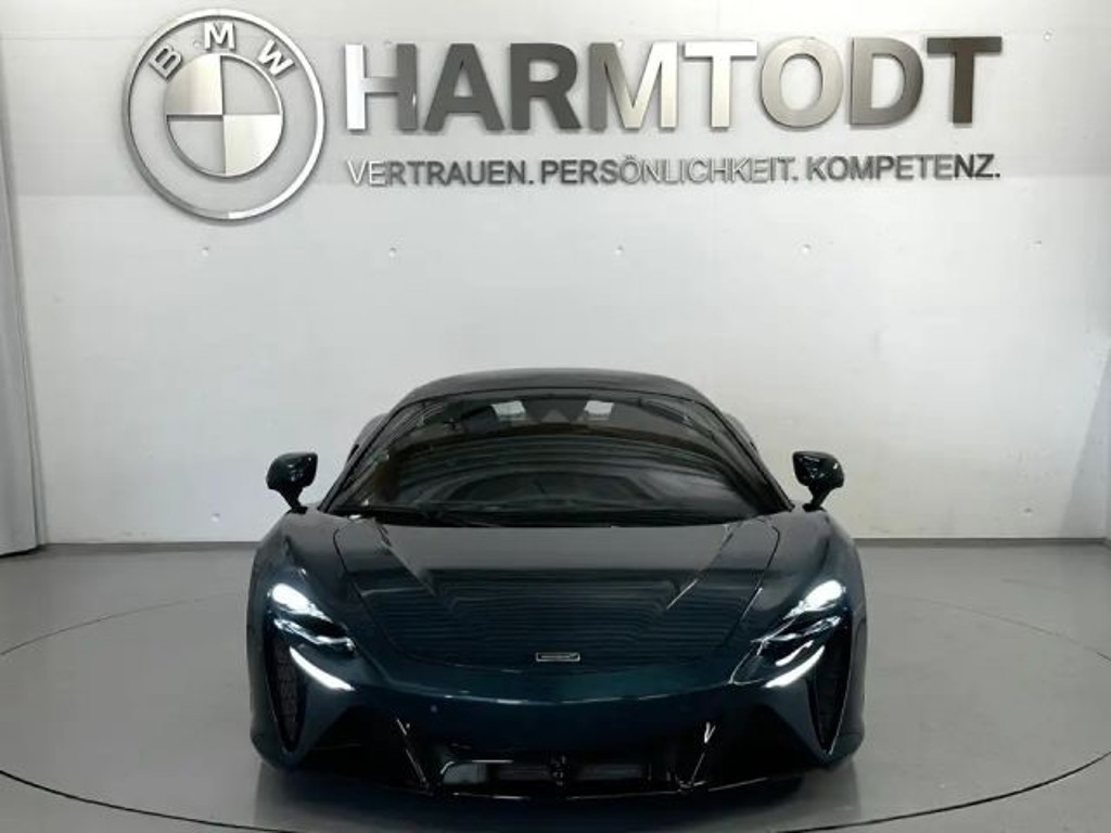 McLaren Artura