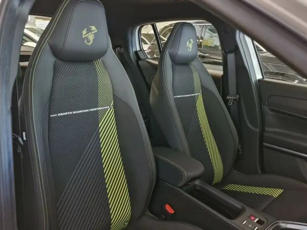 Abarth 600e
