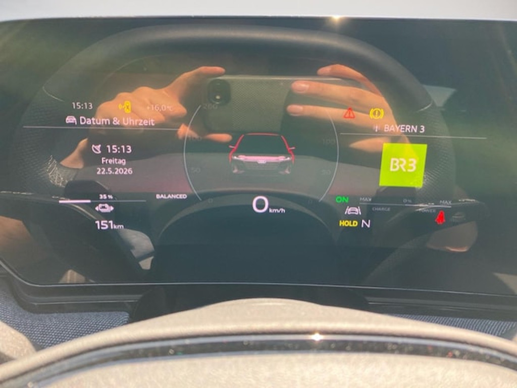Audi A6 e-tron