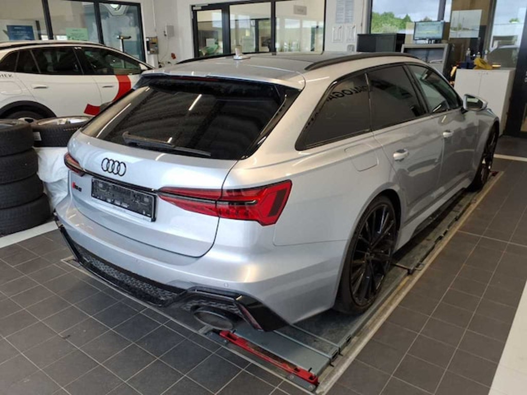 Audi A6 e-tron