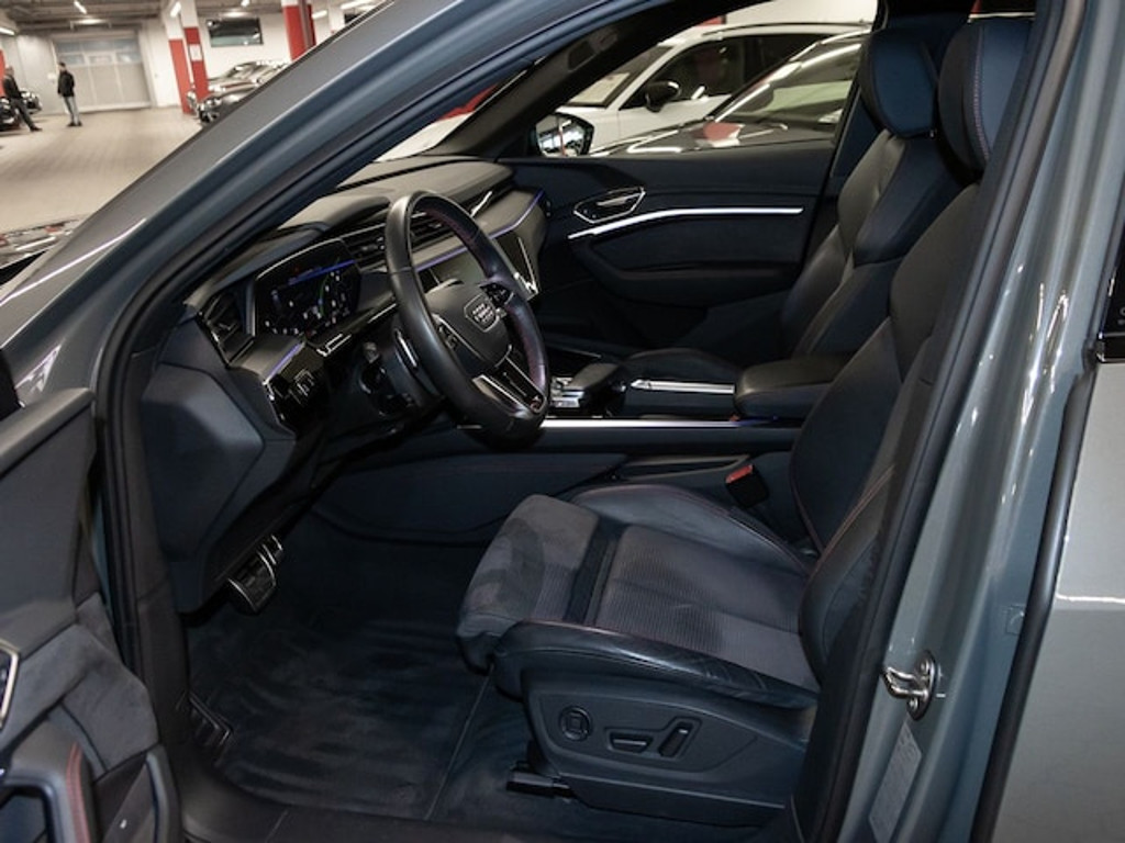 Audi Q8 e-tron